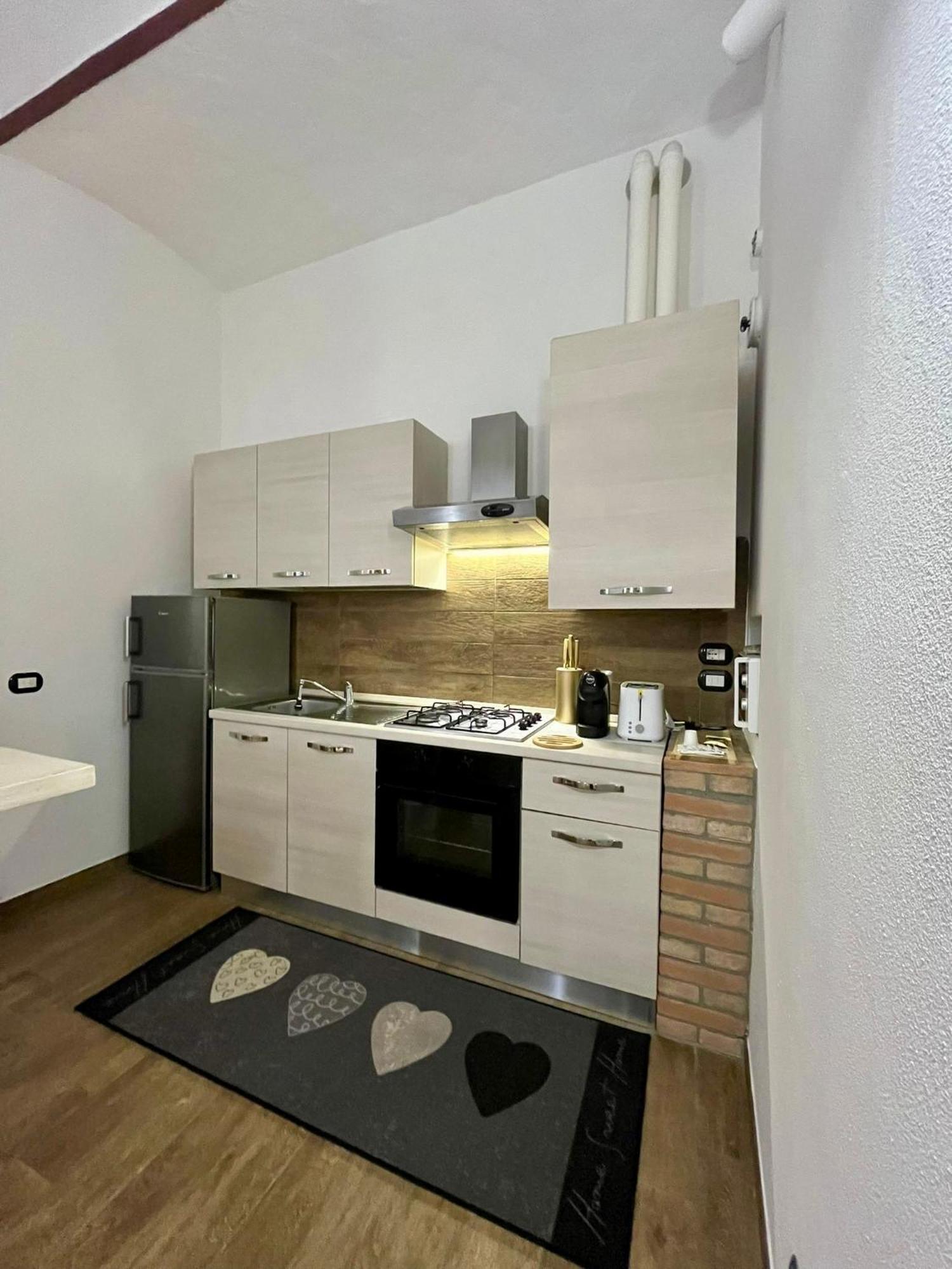 Apartament Residenza Corrado By Almanova Residenze Mantua Zewnętrze zdjęcie